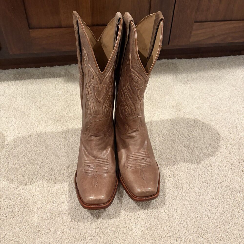 EUC Shyanne Darby Western Boot Light Brown Women's Size 7 Wide Cowboy Western